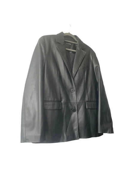 Bershka ladies black long sleeved button up faux leather blazer jacket coat - Picture 3 of 6